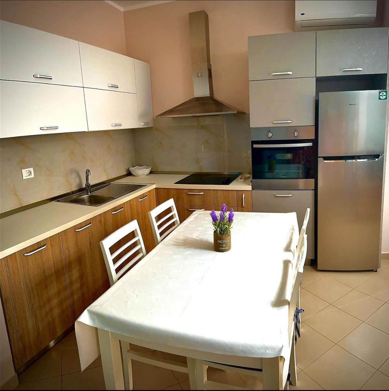 Endy Apartaments Orikum Dış mekan fotoğraf