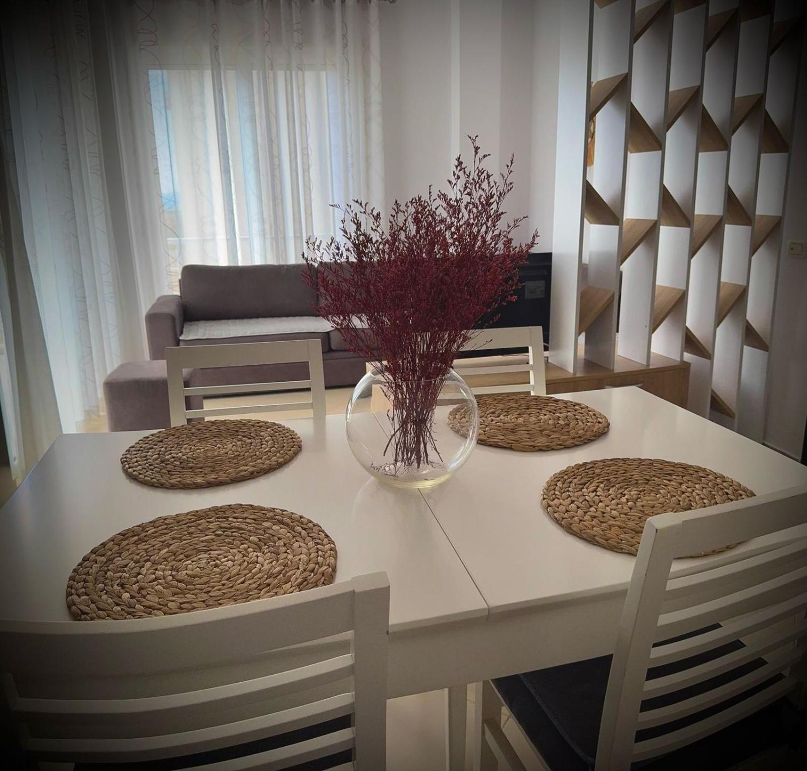 Endy Apartaments Orikum Dış mekan fotoğraf